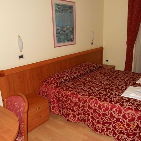 Hotel Val Di Sangro Perano Luaran gambar