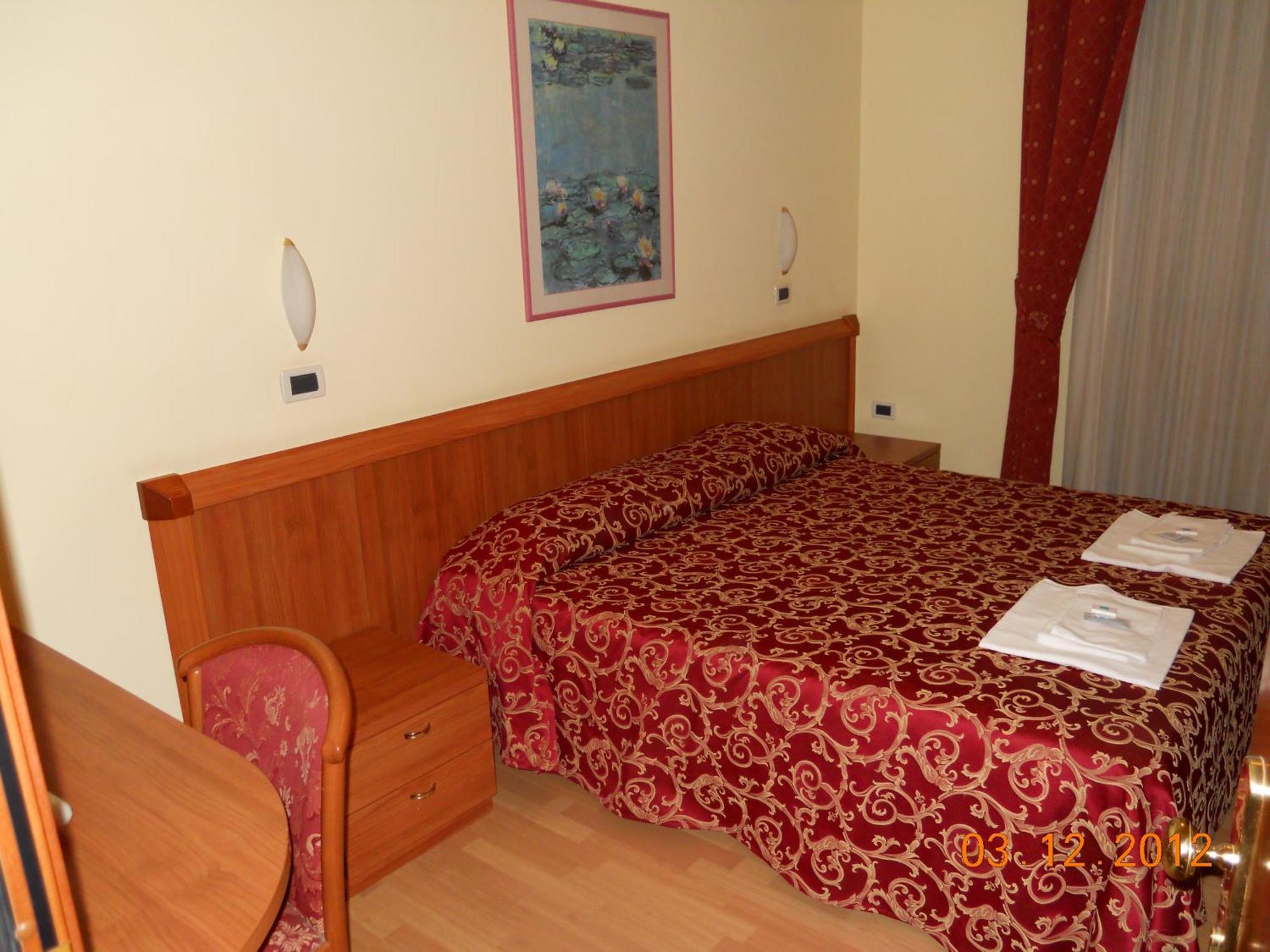 Hotel Val Di Sangro Perano Luaran gambar